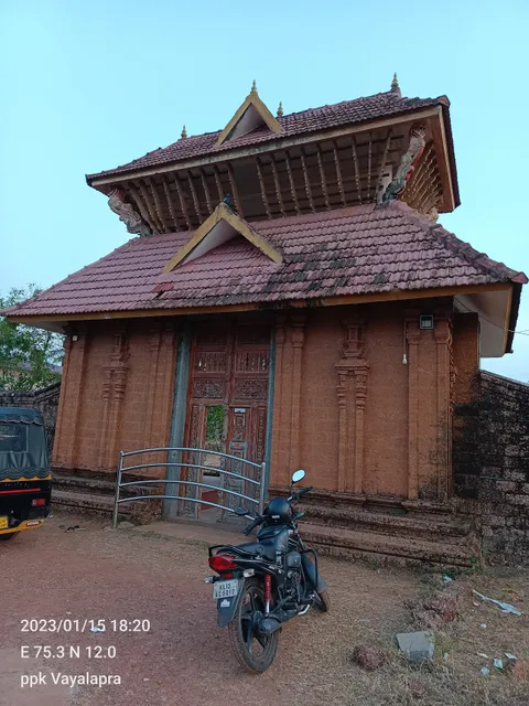 Vadukunda Shiva Temple