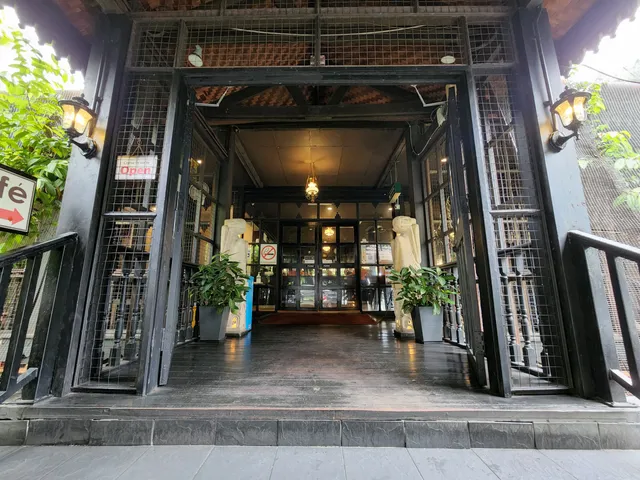 Hornbill Restaurant & Cafe