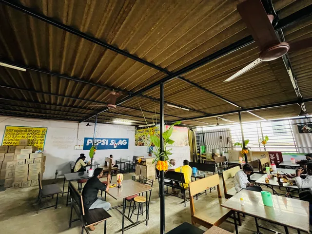 Hotel Samrudhi restaurant