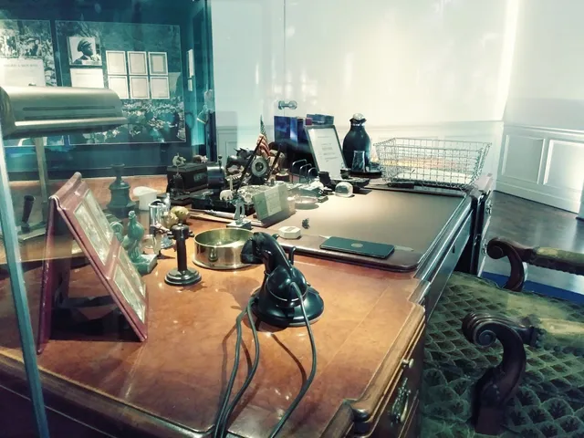 Henry A. Wallace Visitor and Education Center