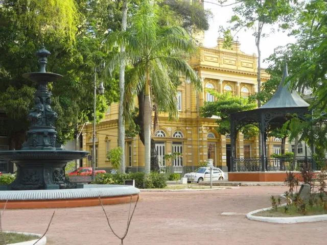 Praça Dom Pedro II