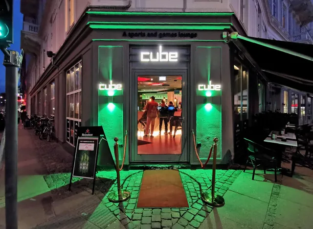 CUBE bar