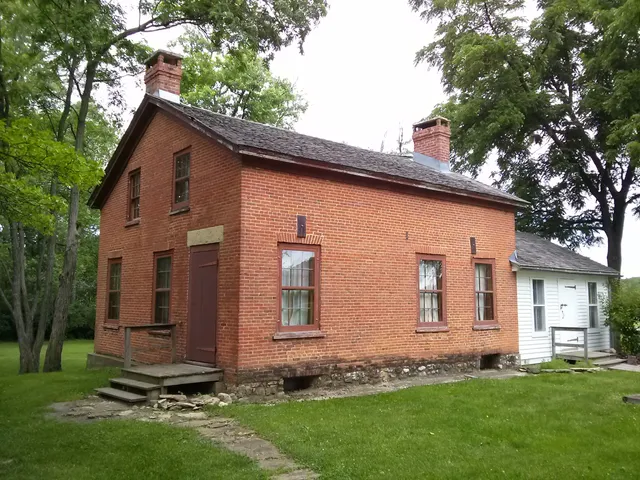 LeRoy Oakes Forest Preserve