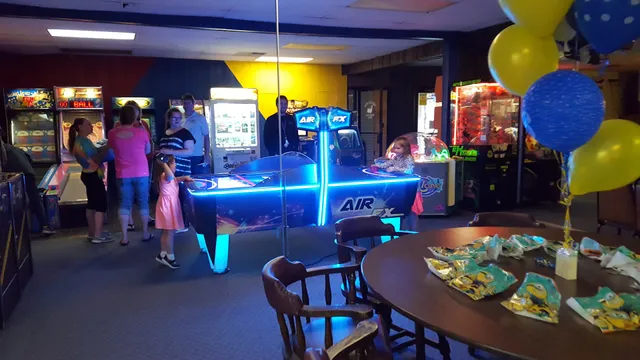 Memory Lanes Bar & Grill