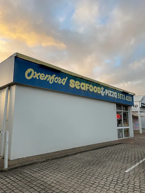 Oxenford Seafood & Pizza