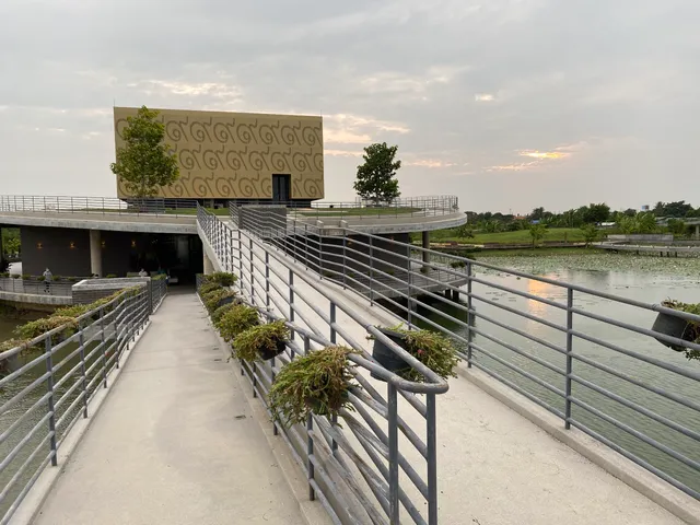 Chaloem Phra Kiat Bang Bon Park