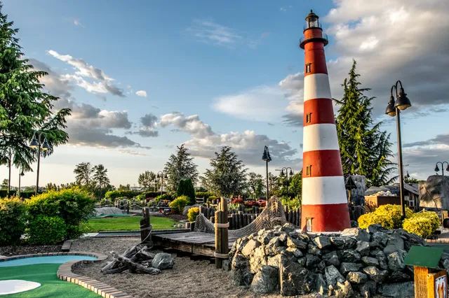 Rogue Valley Family Fun Center LLC