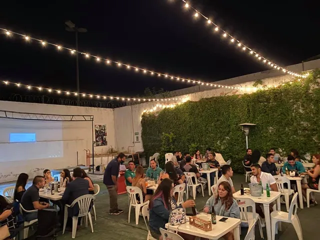 Rock and Pop Restaurant Bar