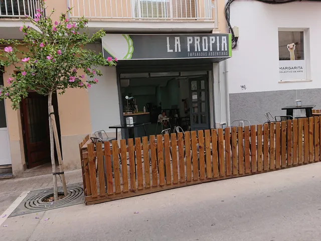 La Propia - Empanadas Argentinas