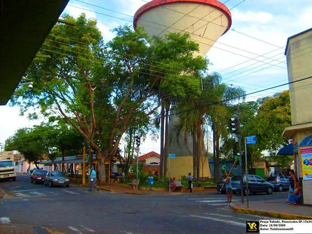 Praça Takaki - Praça "Shigueki Takaki"