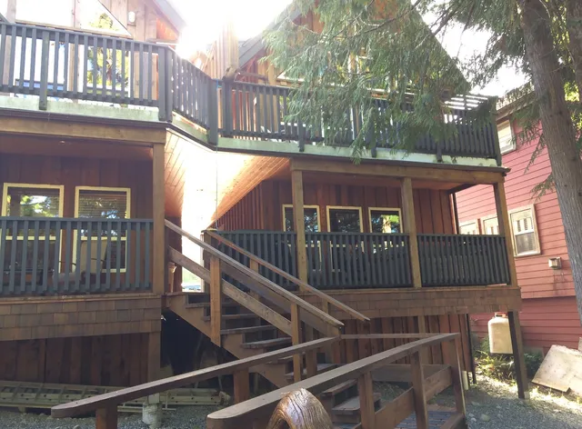 Wild Pacific Water Front Cabins