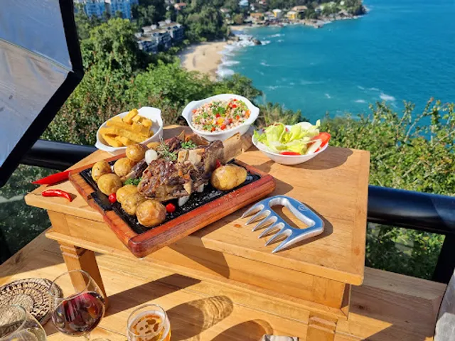 Le Club - Porto Real Resort