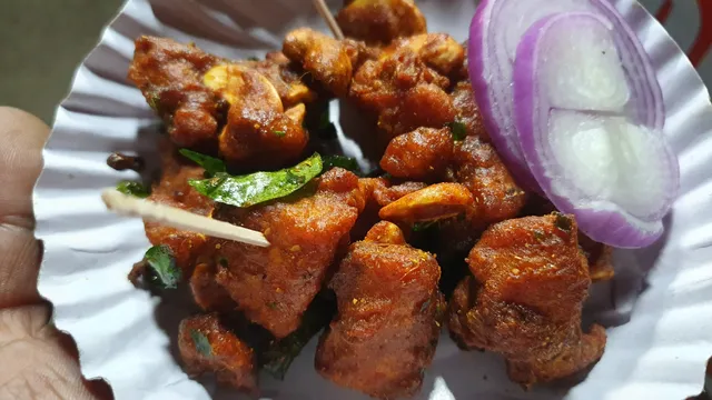 KAJU CHICKEN HALAL PAKODI