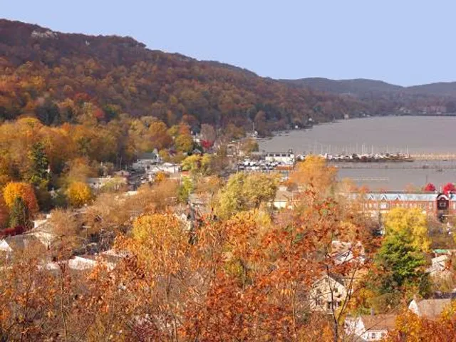 Tallman Mountain State Park