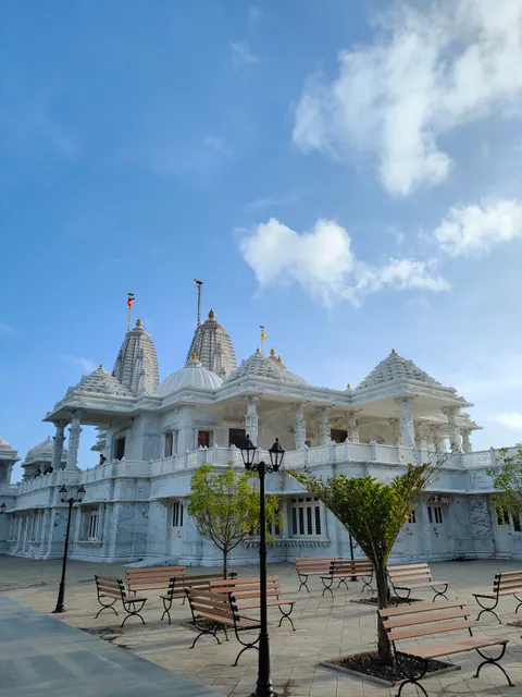 Trimandir, Vadodara