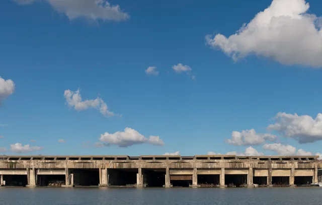 Base de submarinos de Burdeos