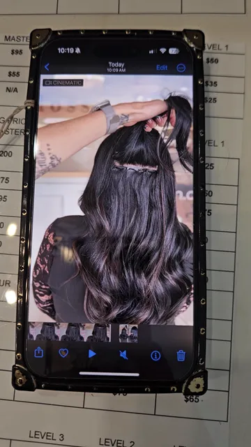 Gloss Salon & Studio