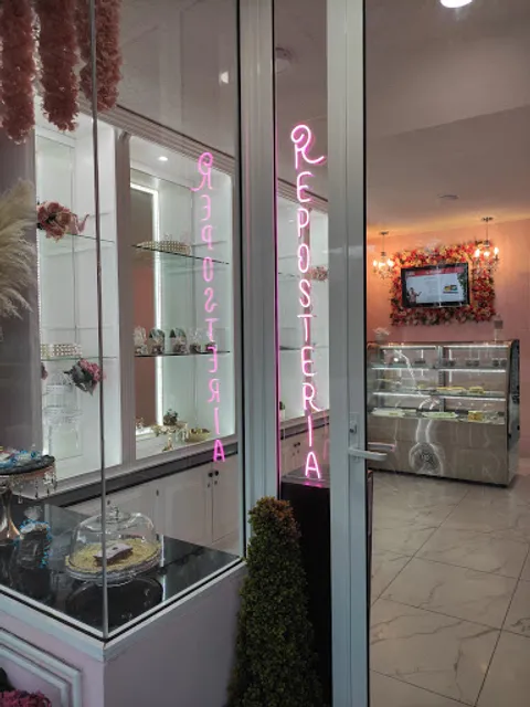 Sweet Caroline Repostería