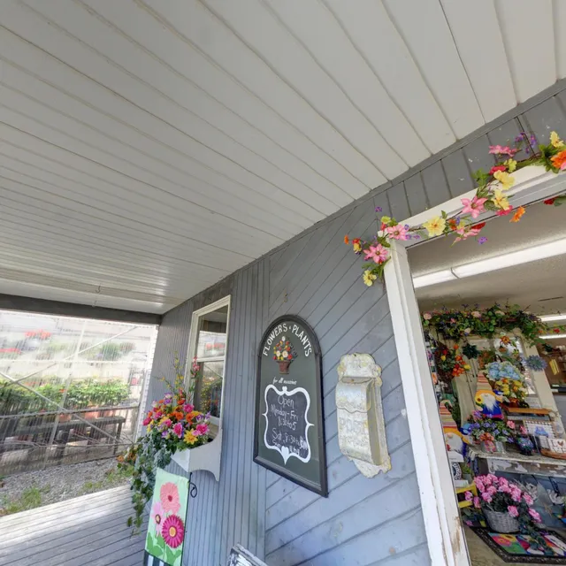 Nokomis Gift & Garden