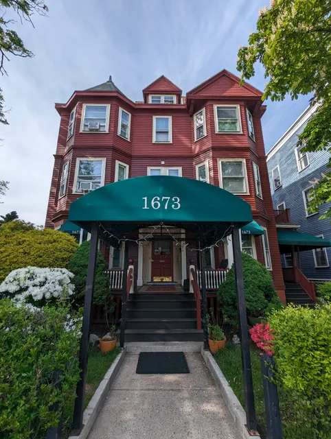 A Friendly Inn At Harvard