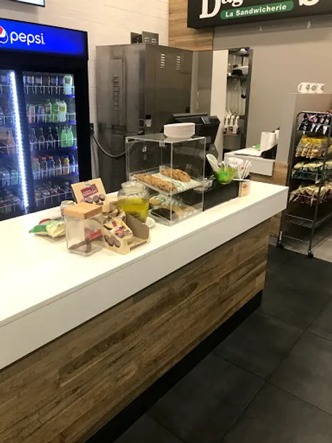 Dagwoods La Sandwicherie