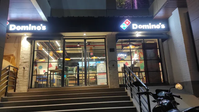 Domino's