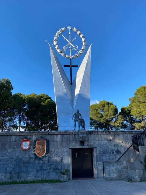 Monumento a la Legión