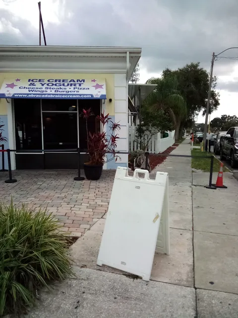 Abracadabra Ice Cream Factory