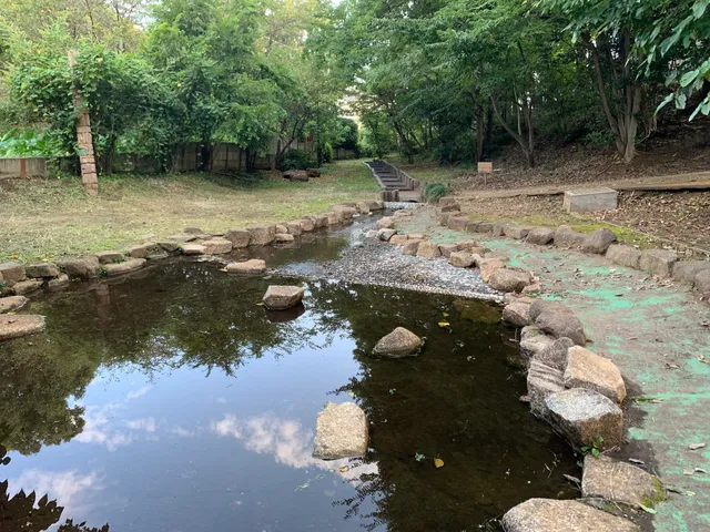 Kakinokizakayusui Park