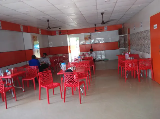 Food Track, Food Plaza IRCTC