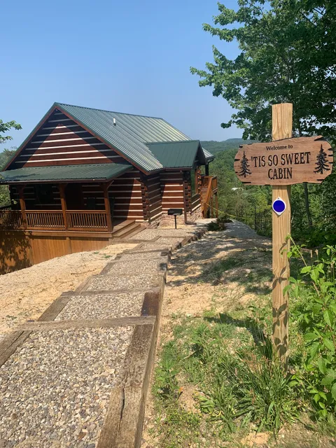 'Tis So Sweet Cabin