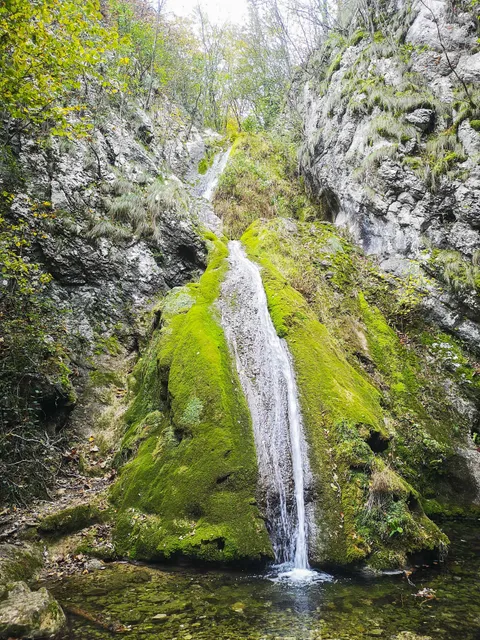 Cascada Şuşara