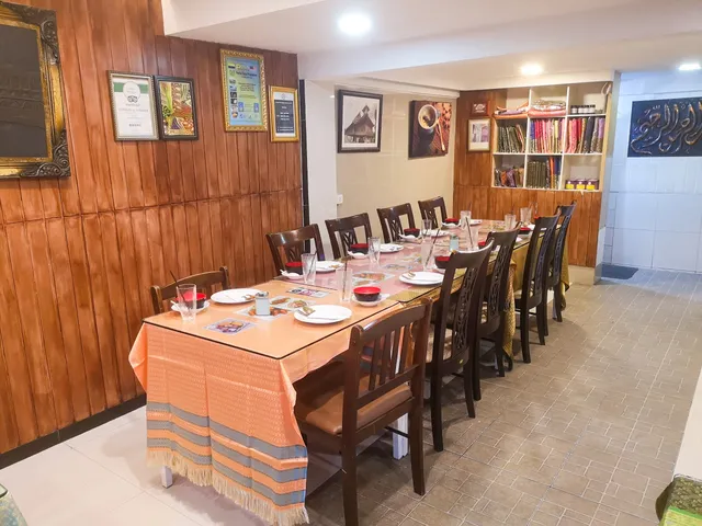 Usman Thai Muslim Food (Halal)