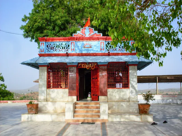Kailash Tekari Mahadev Temple