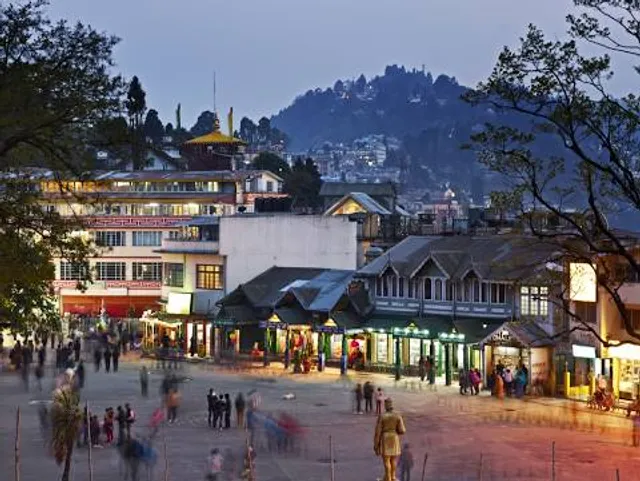 MALL ROAD Darjeeling