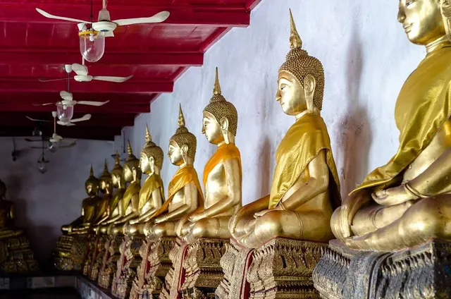 Wat Mahathat Yuwaratrangsarit