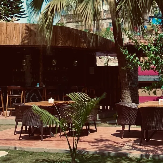 Sam-Ye Garden Restaurant & Bar