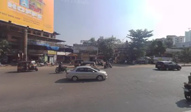 Family Restaurant & Bar