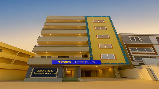 FabHotel Lexus Grand