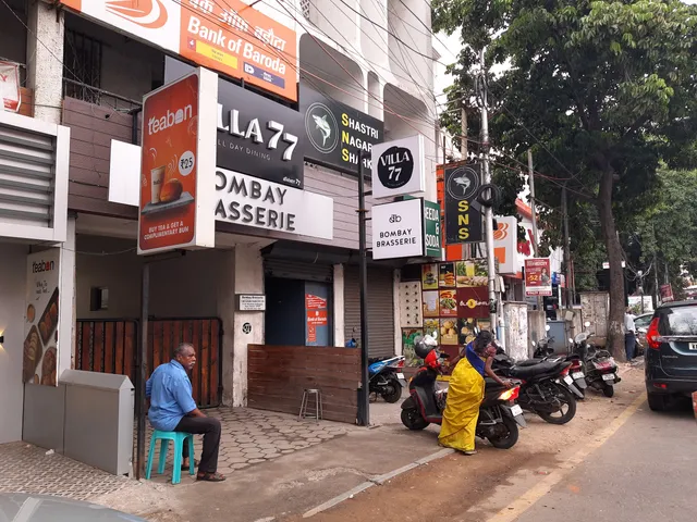 Bombay Brasserie - Adyar