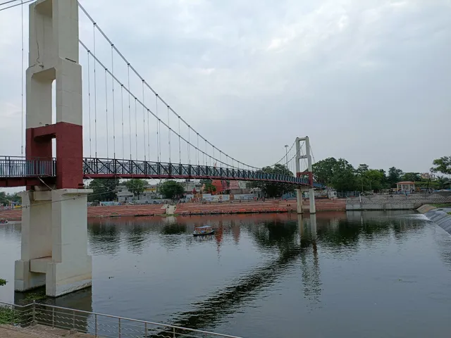 Laxman Jhula