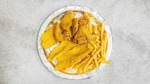 Ray's World formerly Mini Pac (Kitchen & Deli, Convenience, Tobacco)