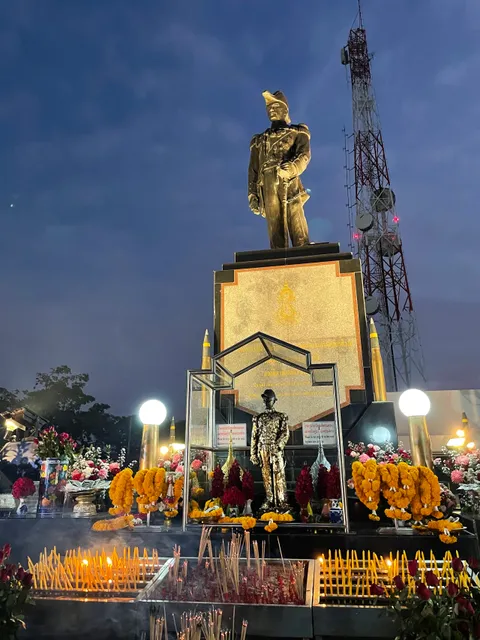 Prince of Chumphon Monument