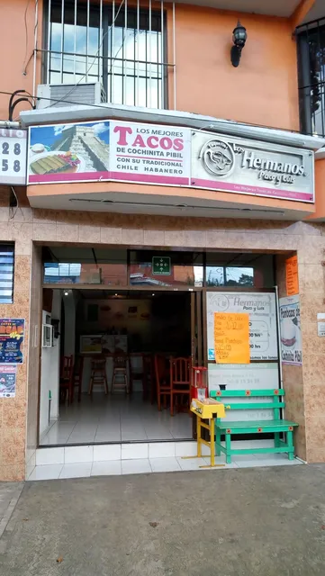 Taquería Hermanos Paco y Luís