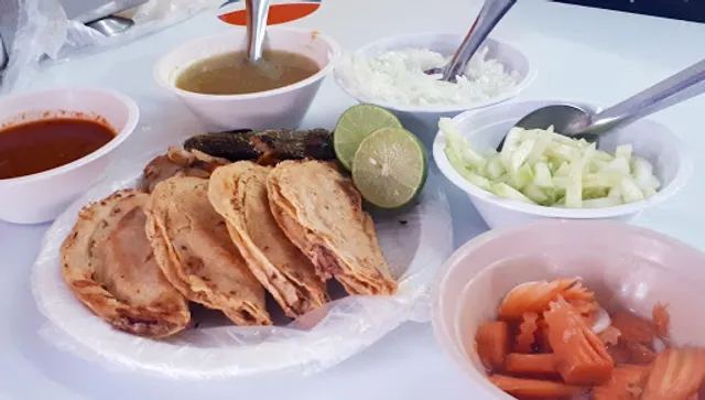 Paco tacos de barbacoa