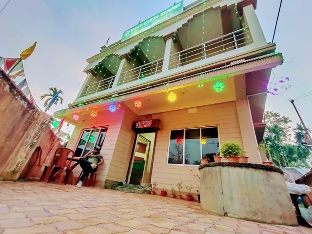 Green Earth Resort lataguri