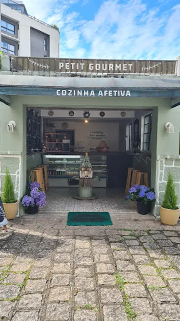 Petit Gourmet Rotisserie