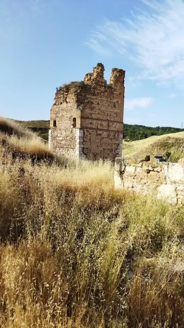 Castle of Alcalá la Vieja (ruins)