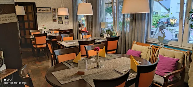 Leuchtner's an der Rennbahn