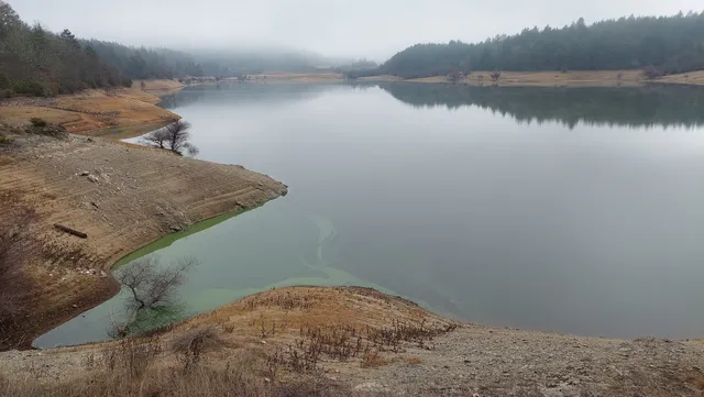 Techniti Limni Lefkogion